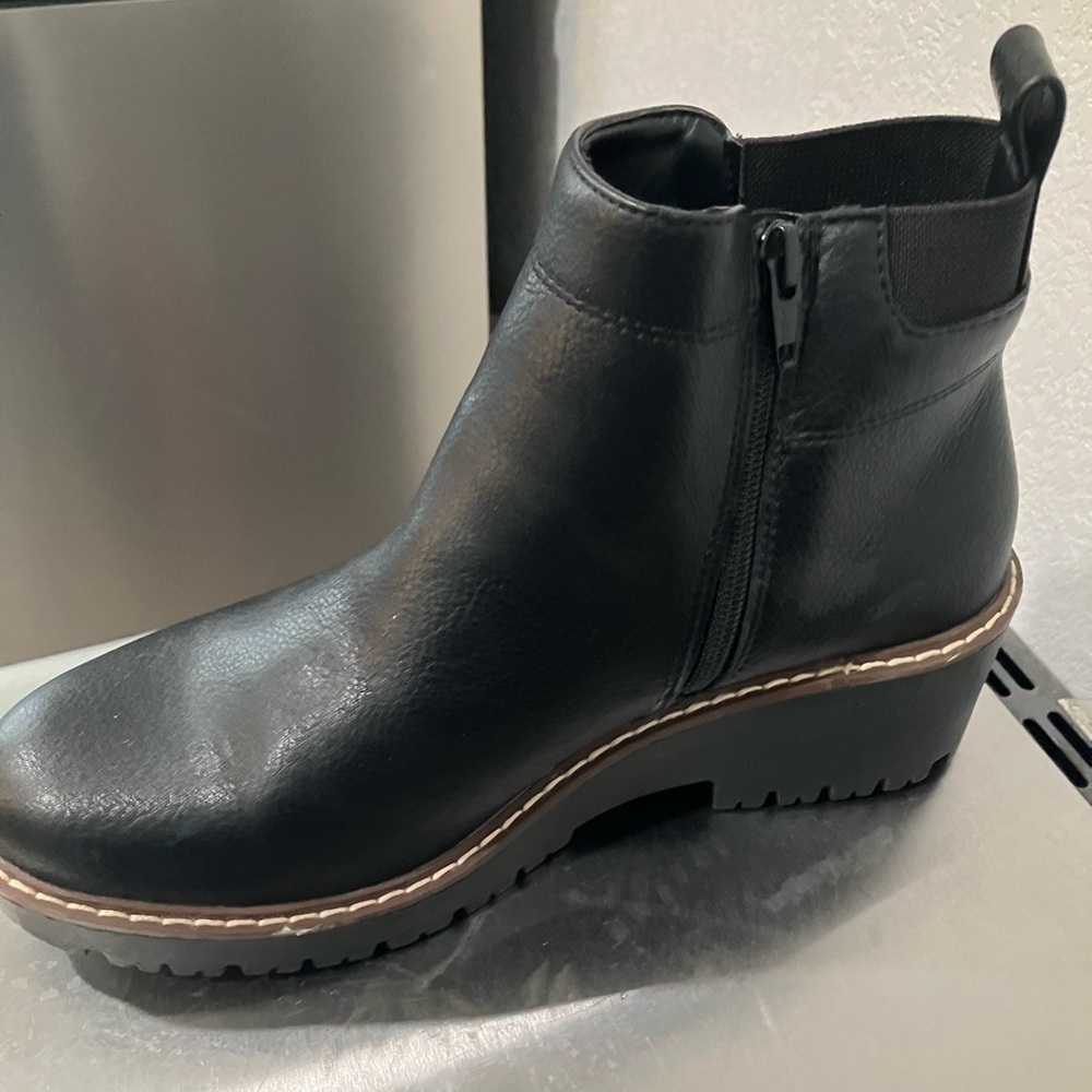 Sonoma Black Ankle Booties